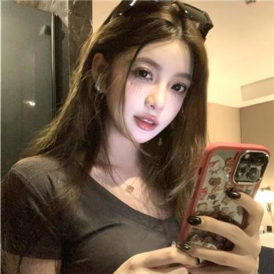 地铁女孩